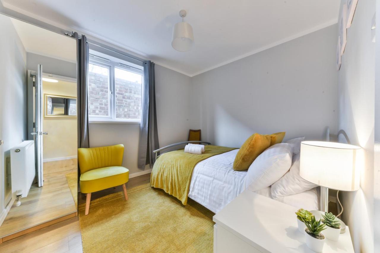 Willa Royal Living Properties Hillingdon Zewnętrze zdjęcie